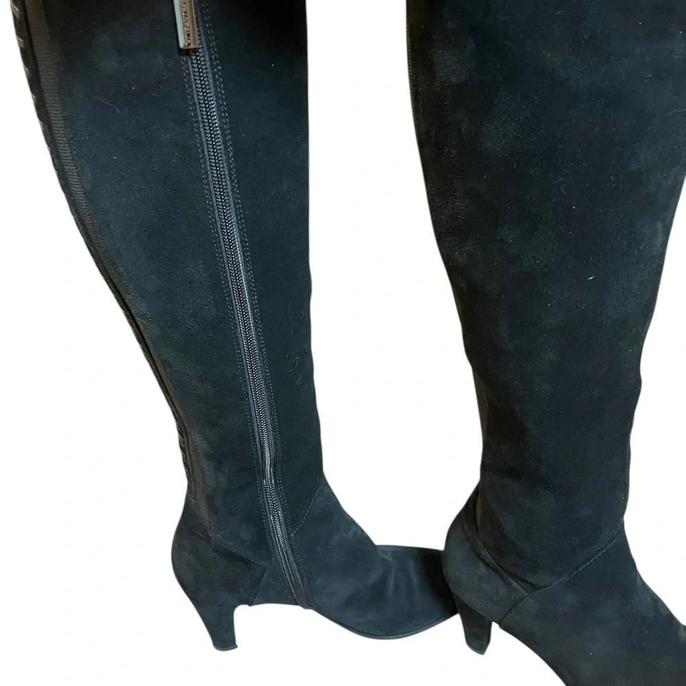 Aquatalia Black Suede Tall Stretch Weatherproof Boots – Size 7) Made in Italy